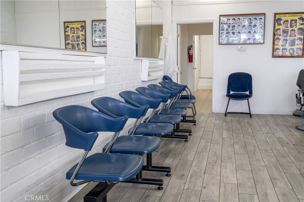 1591 Whittier Boulevard