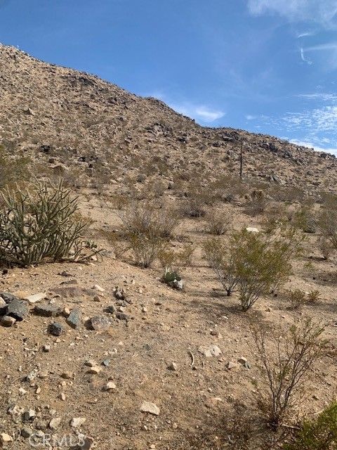 Photo of 0 N Rimrock, Apple Valley, CA 92307 (MLS # RS25260705)