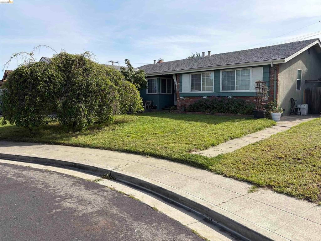 8588 Ardmore Pl Pl, Dublin CA 94568