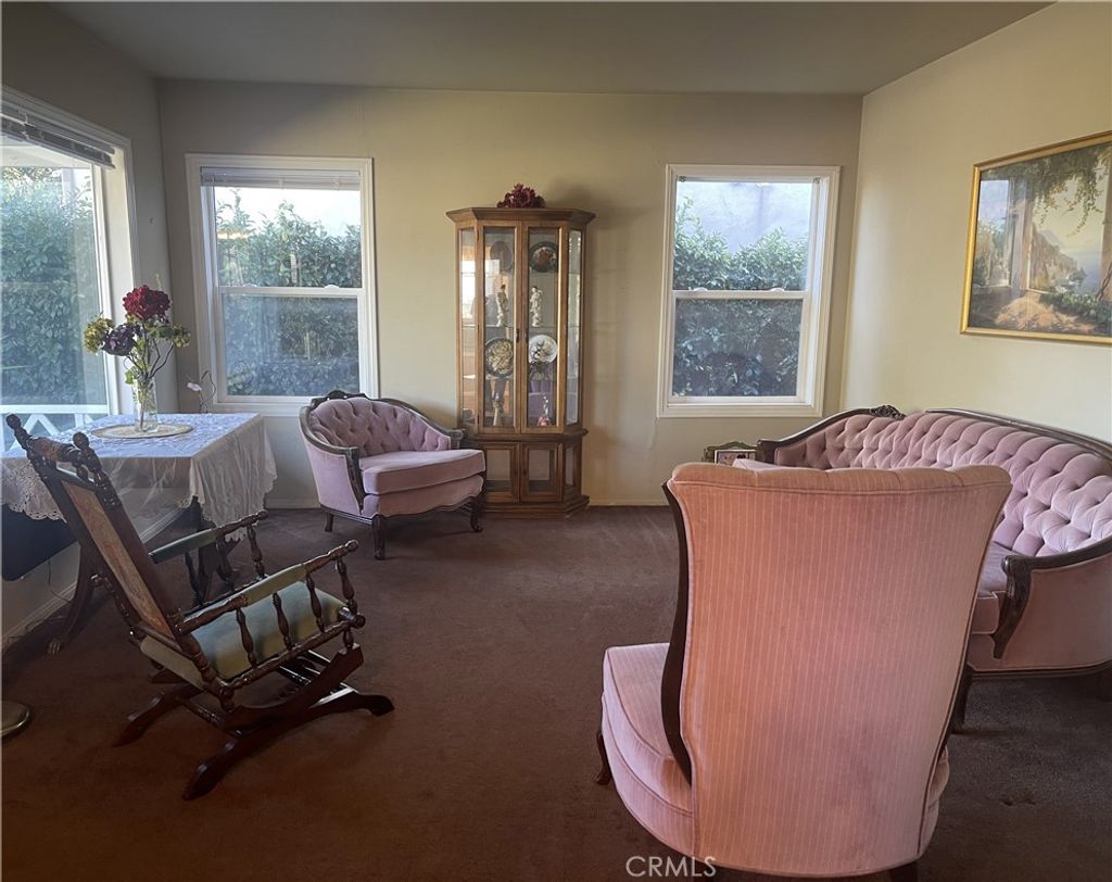 Photo of 18048 Valley Vista Boulevard, Encino, CA 91316 (MLS # SB25278538)