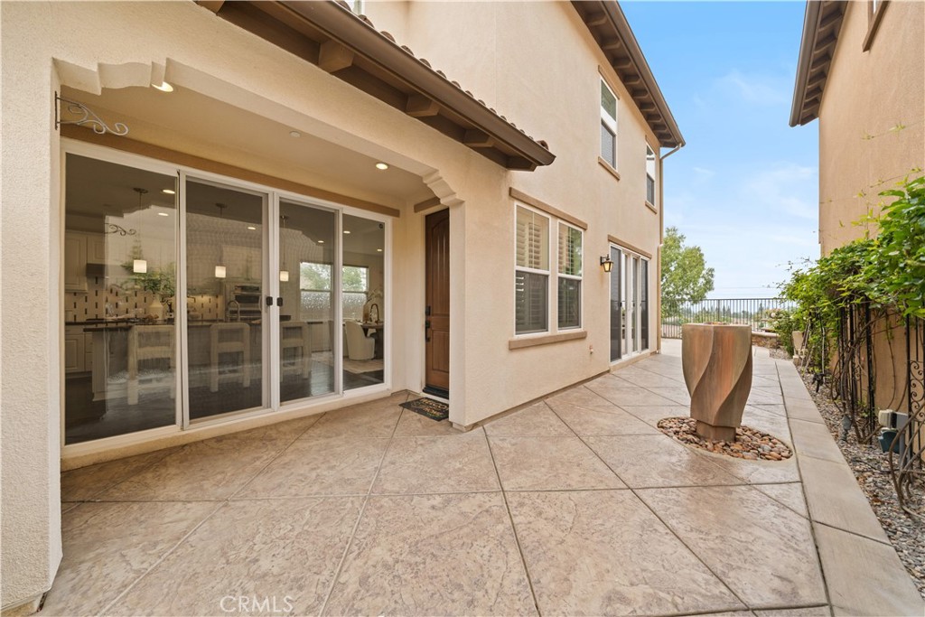 3040 E Coalinga Drive
