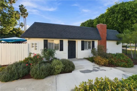 1340 Victoria Dr Unit J, Fullerton, CA 92831 - MLS#: CV26213538