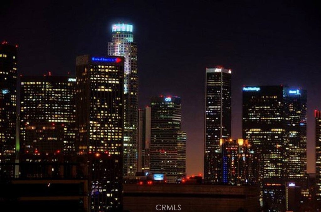 645 W 9th Street 436