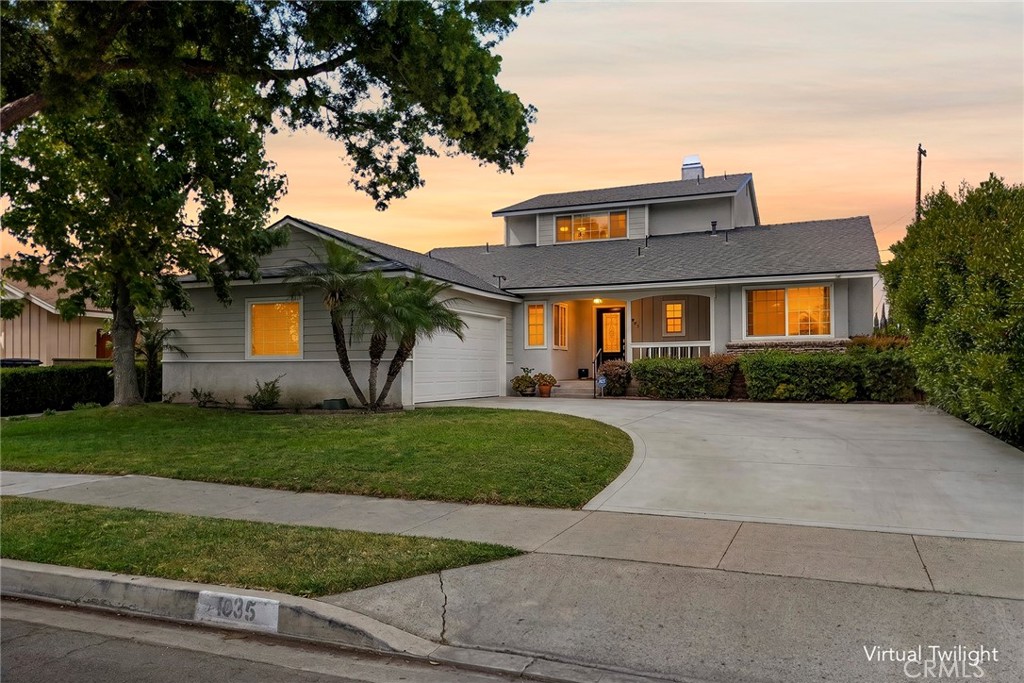 1835 W Chateau