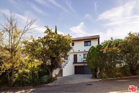 4249 Torreon Drive Woodland Hills CA 91364