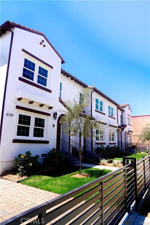 Modern 3-Bedroom Townhome in Whittier, CA – New Construction!
Be the first to live in this beautifully built, brand-new townhome-style residence in the heart of Whittier. Designed with comfort and convenience in mind, this spacious 3-bedroom, 2.5-bath home offers a modern layout perfect for family living.
3 Bedrooms
2.5 Bathrooms
In-unit Washer & Dryer Included
Modern Kitchen with Appliances Included
Detached Garage for 2 cars.
Enjoy the benefits of new construction with energy-efficient features, sleek finishes, and open-concept living spaces. The fully equipped kitchen and included laundry appliances make moving in a breeze.
* Prime Location – Close to local schools, shopping, dining, and commuter access.
Ideal for a small family seeking a clean, quiet, and pet-free environment. No pets allowed. Non-smoking property.