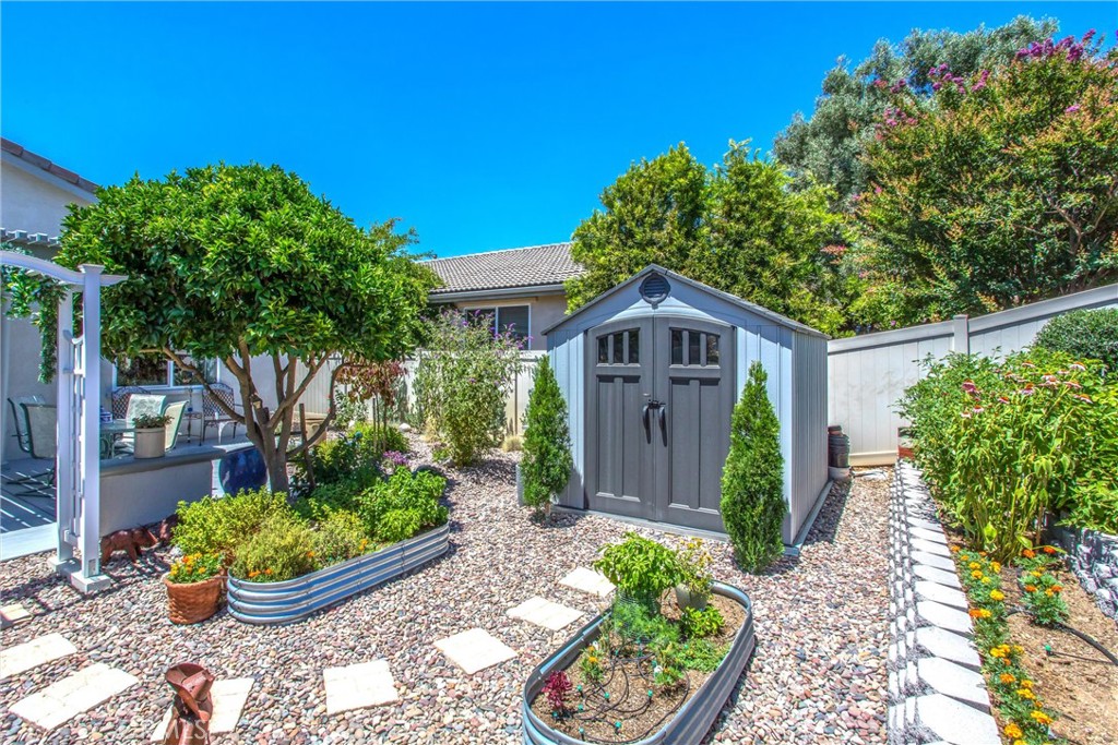 Four Seasons Beaumont - Residential