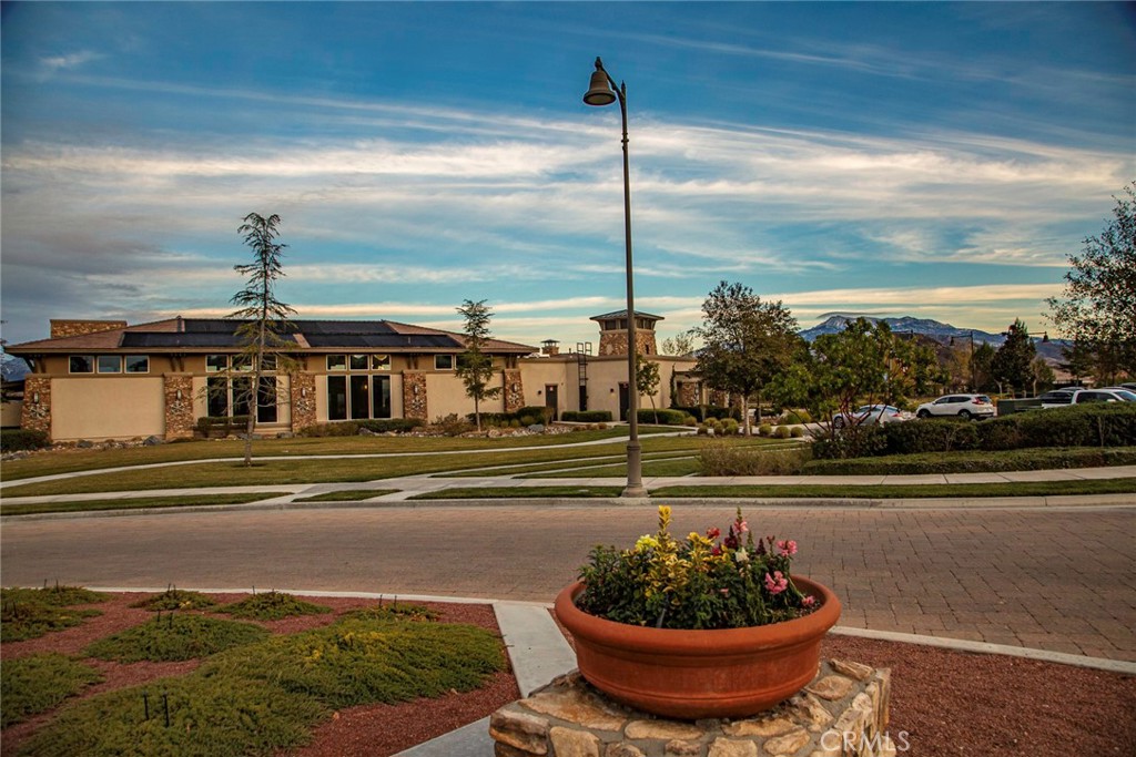 Four Seasons Beaumont - Residential