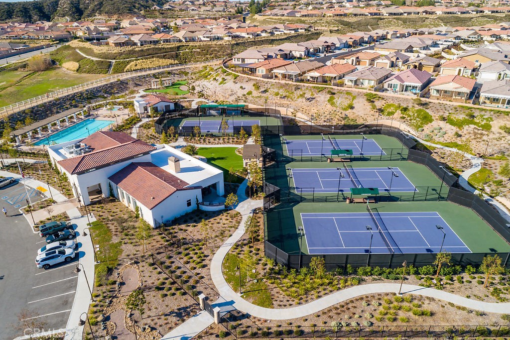 Four Seasons Beaumont - Residential