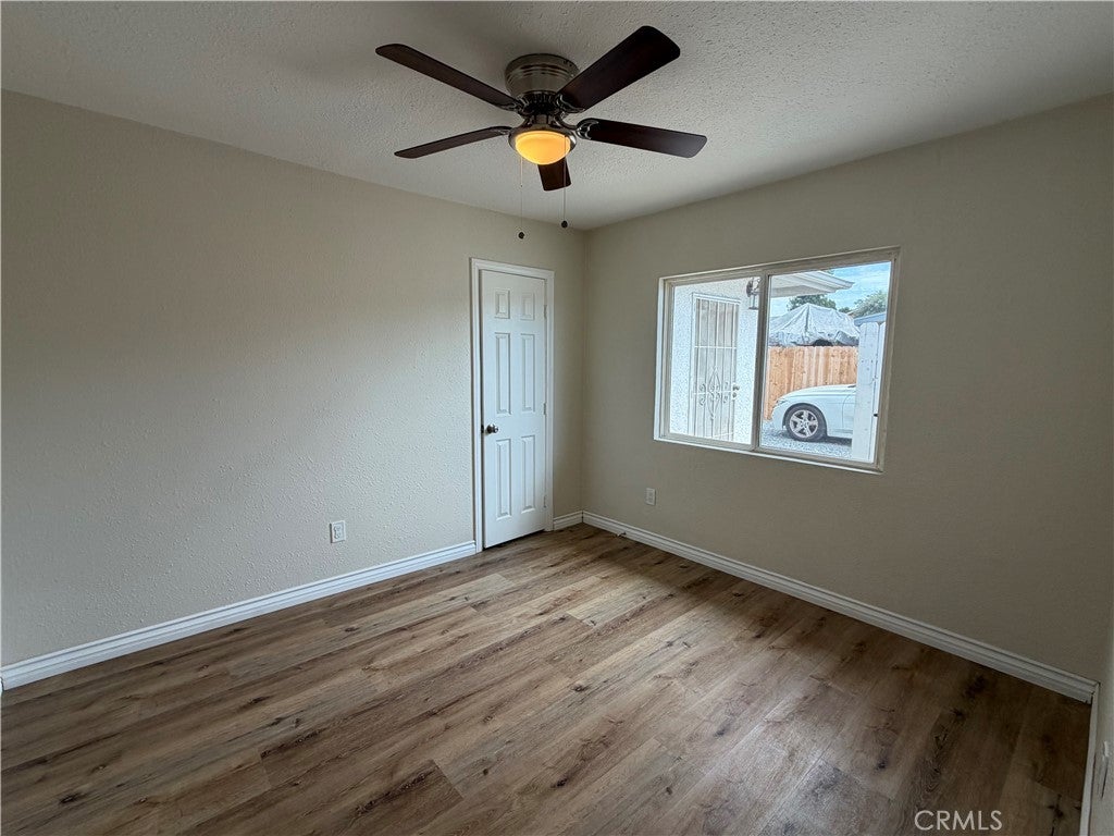 1411 flag lane