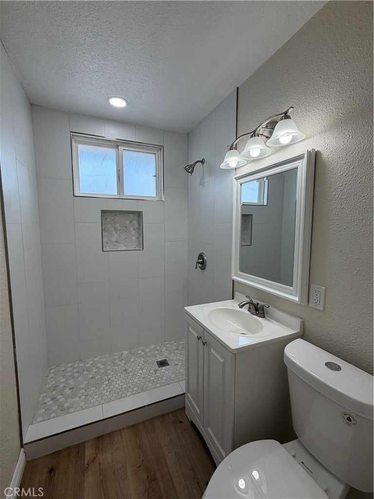 1411 flag lane