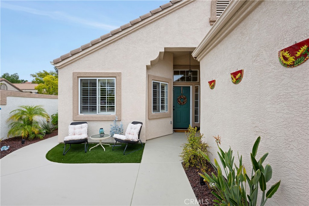 23863 Via Pamilla