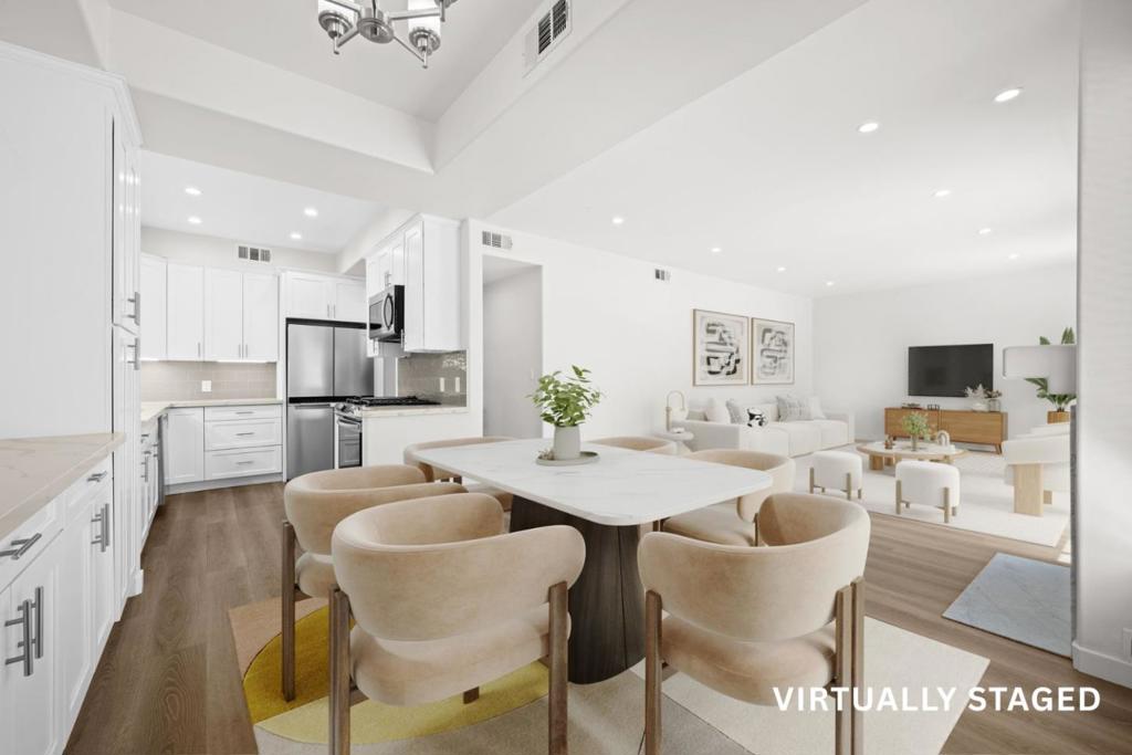 Properties 4 910 S Bedford Street 102