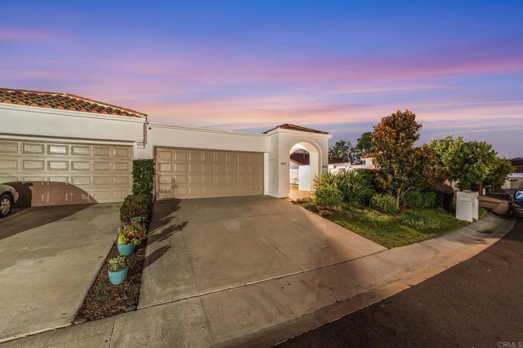 4913 Icaria Way