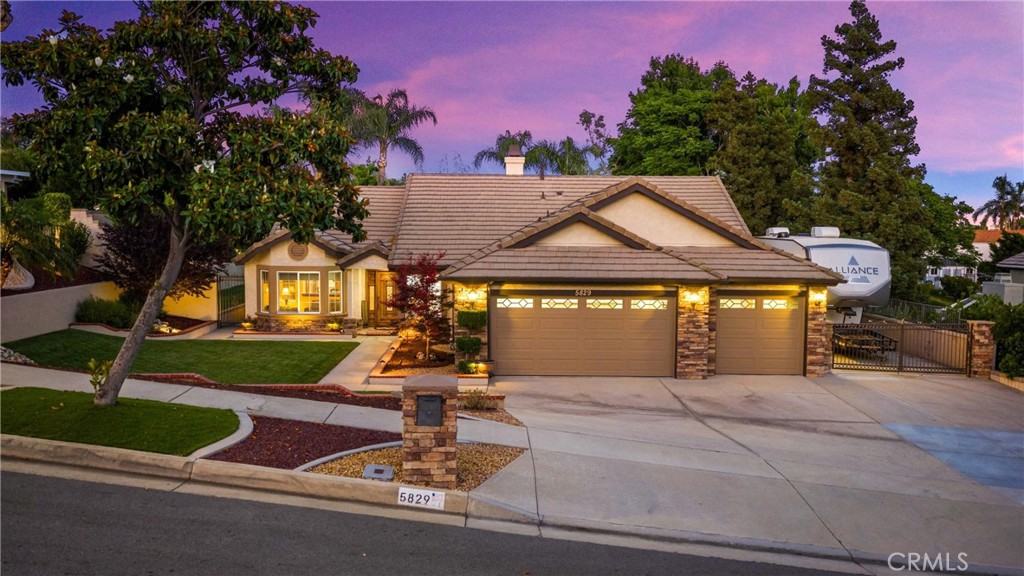 5829 Zapata Place