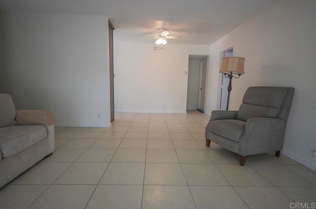 355 Calle Mariposa