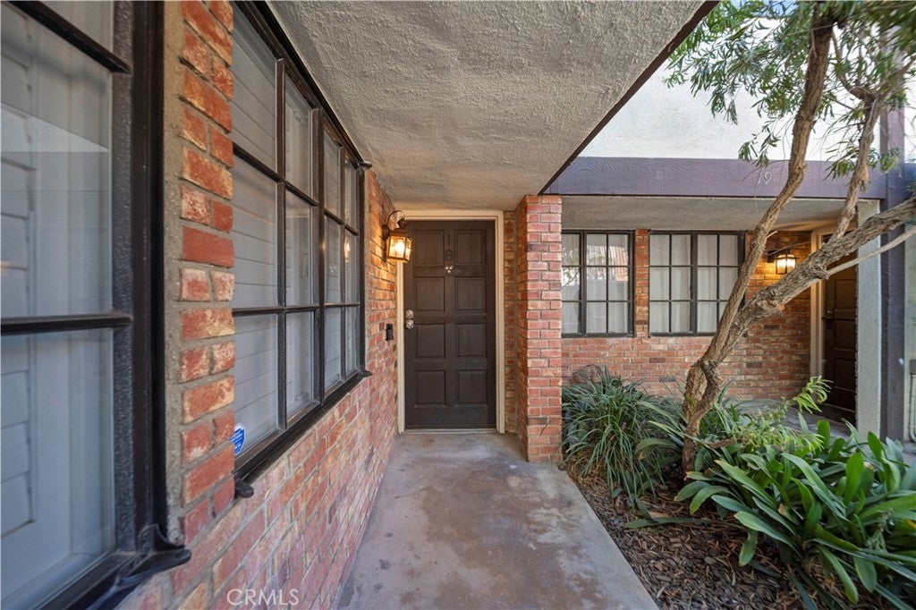 1429 Valley View Road 18