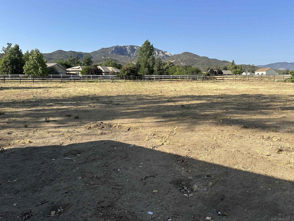 40675 Tumbleweed Trl