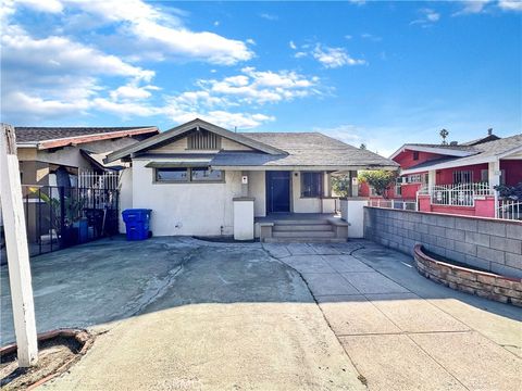 Photo of 614 W 60th Street, Los Angeles, CA 90044 (MLS # MB25270524)