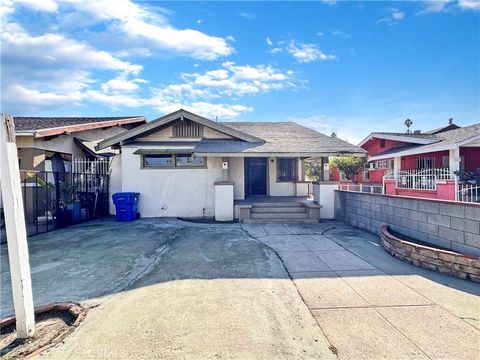 Photo of 614 W 60th Street, Los Angeles, CA 90044 (MLS # MB25270524)