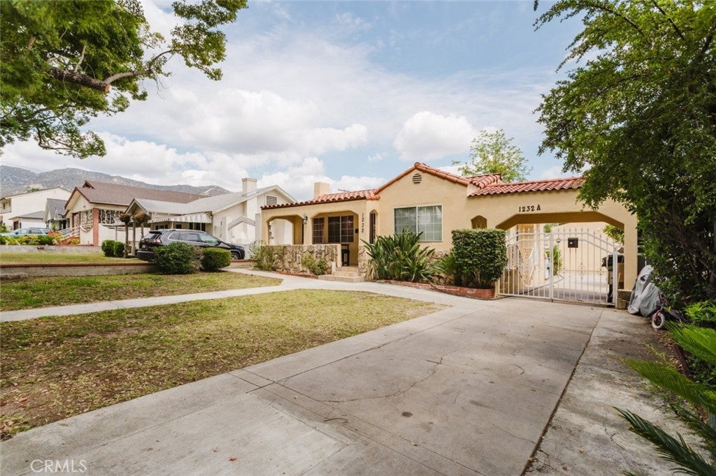 1232 Allen Avenue