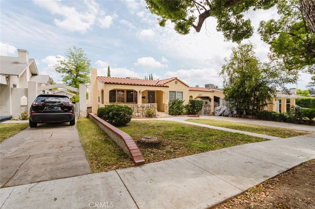 1232 Allen Avenue, Glendale CA 91201