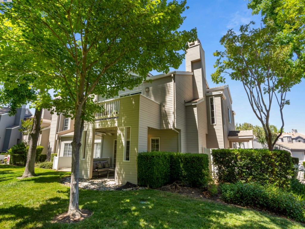 GOLD CREEK - Residential