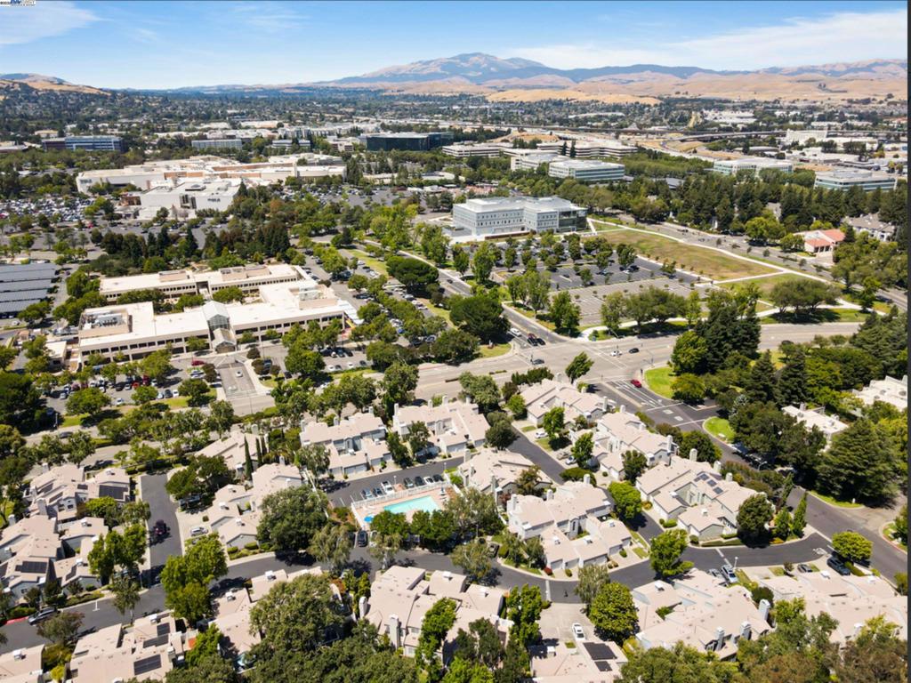 GOLD CREEK - Residential