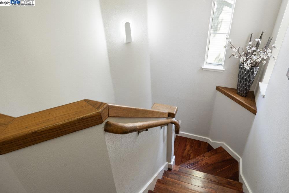 GOLD CREEK - Residential