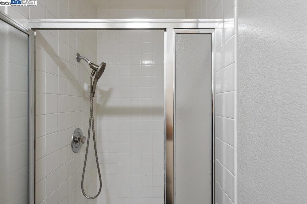 GOLD CREEK - Residential