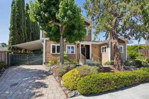 Photo of 346 Cerrito Avenue, Redwood City, CA 94061 (MLS # ML82056837)