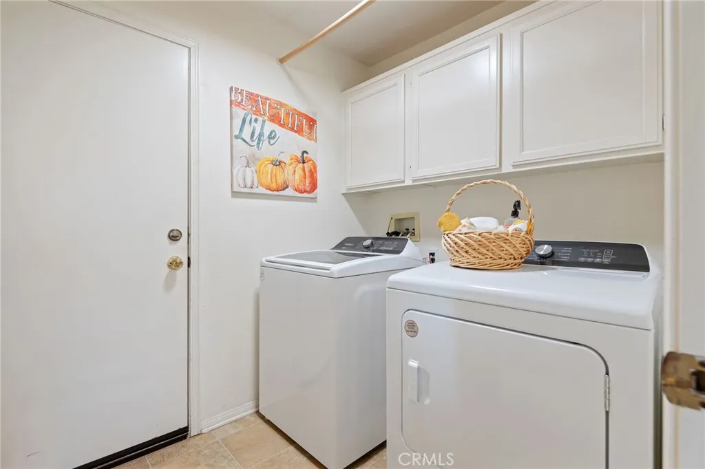 Los Alamos, California 93440, United States, 3 Bedrooms Bedrooms, ,2 BathroomsBathrooms,Residential,Active,188940