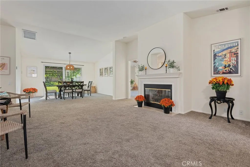 Los Alamos, California 93440, United States, 3 Bedrooms Bedrooms, ,2 BathroomsBathrooms,Residential,Active,188940