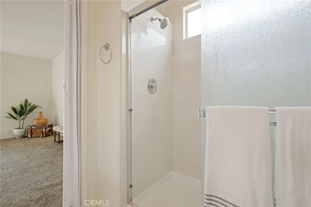 Los Alamos, California 93440, United States, 3 Bedrooms Bedrooms, ,2 BathroomsBathrooms,Residential,Active,188940