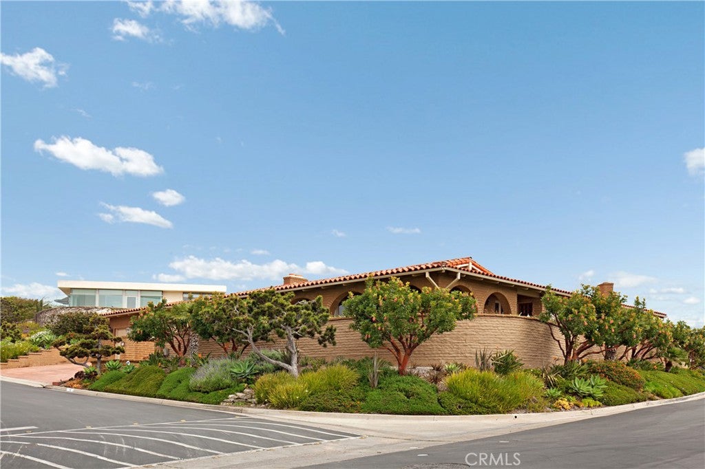 15 Monarch Bay Drive