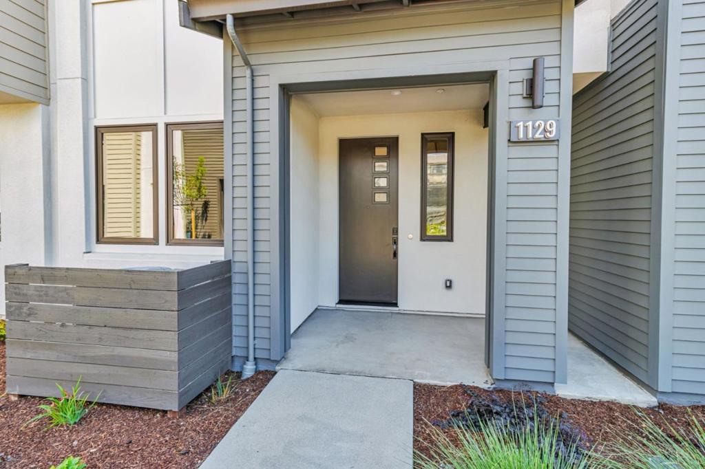 1109 Juana Court