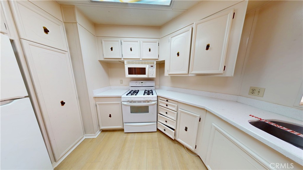 Palm Desert Greens (32254) - Residential