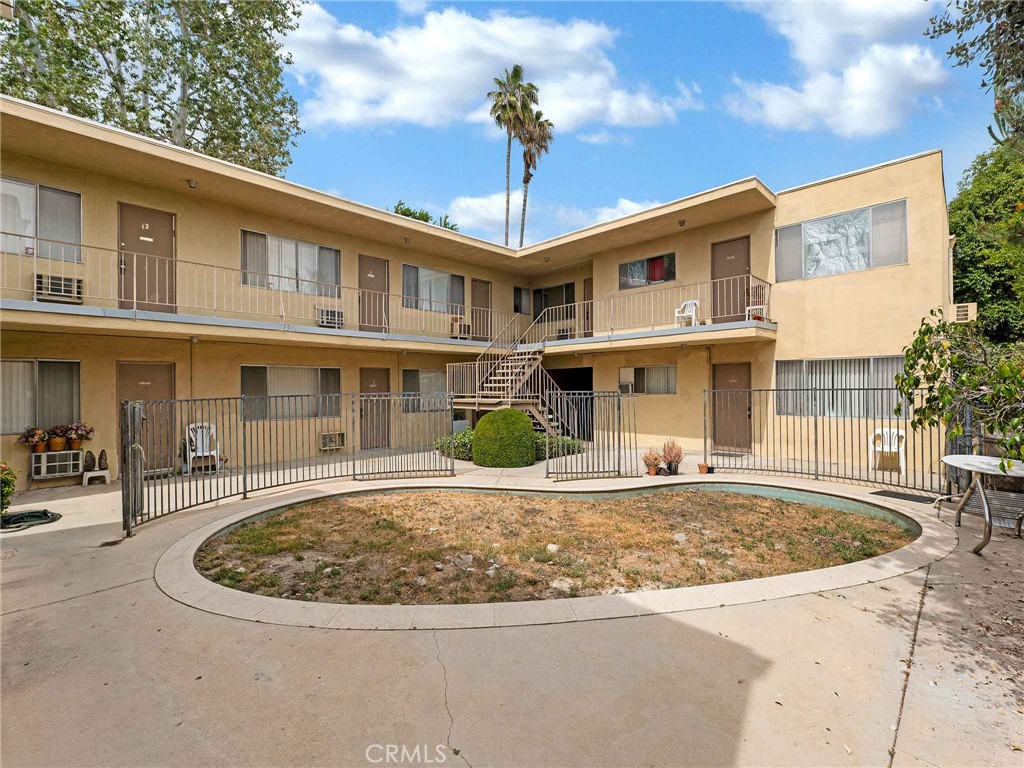 Properties 4 7049 Vassar Avenue