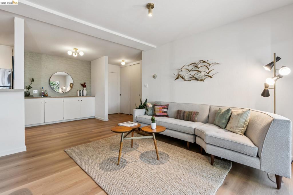 377 Palm AVE 305