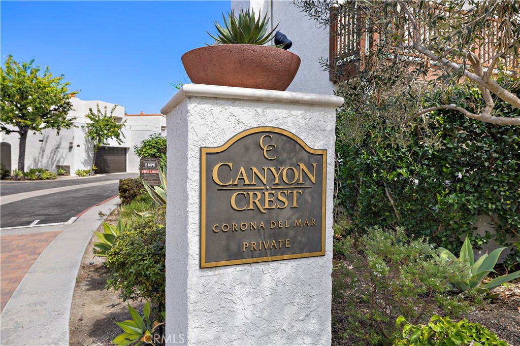 23 Canyon Crest