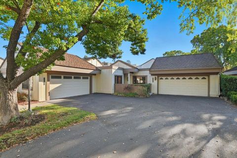 Photo of 6098 Montgomery Court, San Jose, CA 95135 (MLS # ML82025299)
