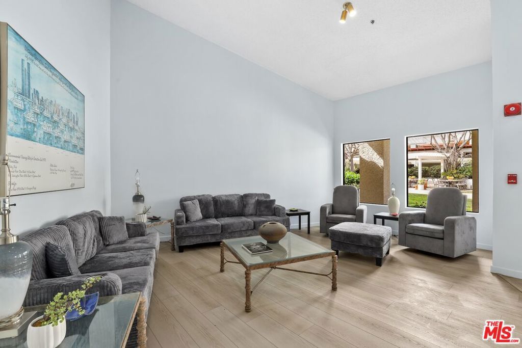 Photo of 501 N Palisades Drive #103, Pacific Palisades, CA 90272 (MLS # 26661969)