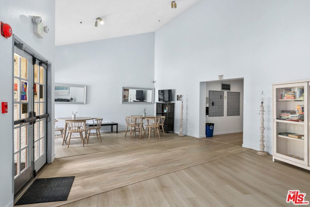 Photo of 501 N Palisades Drive #103, Pacific Palisades, CA 90272 (MLS # 26661969)