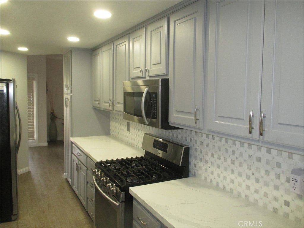 2751 W 235th Street