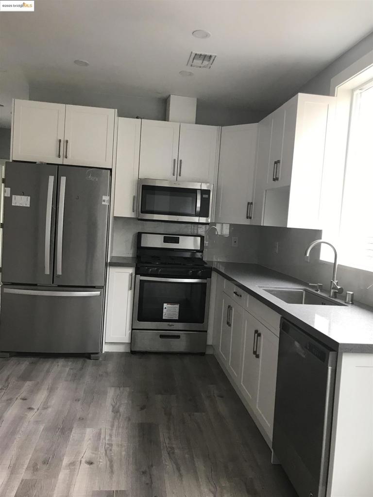 DOWNTOWN - Residential Income