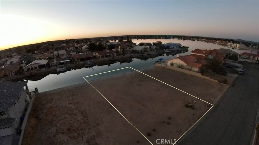 Discover the perfect opportunity to build your dream home, investment property, or vacation retreat in the scenic town of Helendale! Located in a peaceful and growing community, this lot provides easy access to Silver Lakes amenities, including golf courses, lakes, equestrian trails, and more. Whether you're looking for a personal oasis or a smart investment, this property has the potential to bring your real estate dreams to life. Don’t miss out on this incredible opportunity!
