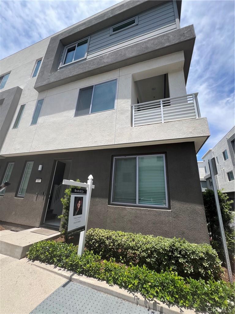 1886 S Westside Drive 57