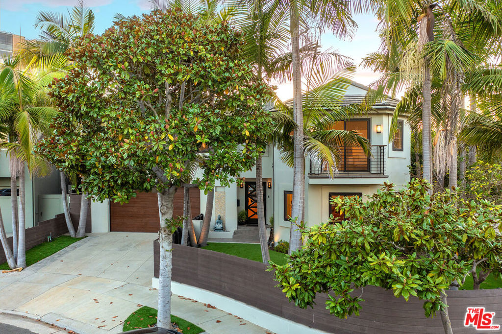 3201 Viola Place
