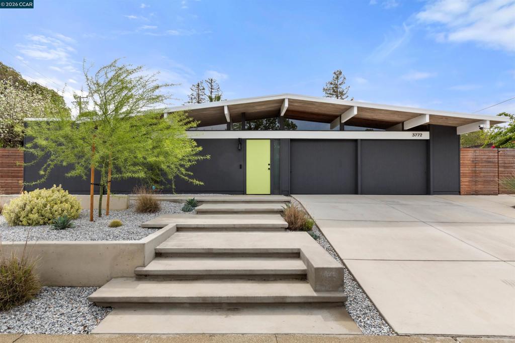 3772 Gainsborough Dr