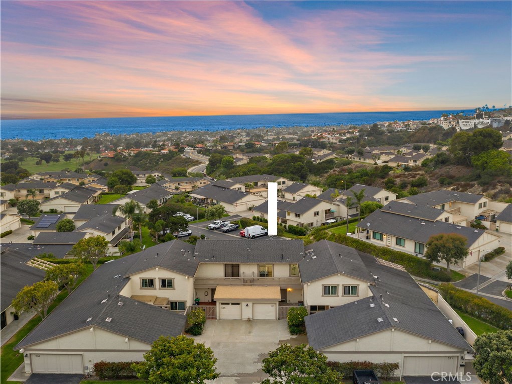 567 Avenida Adobe